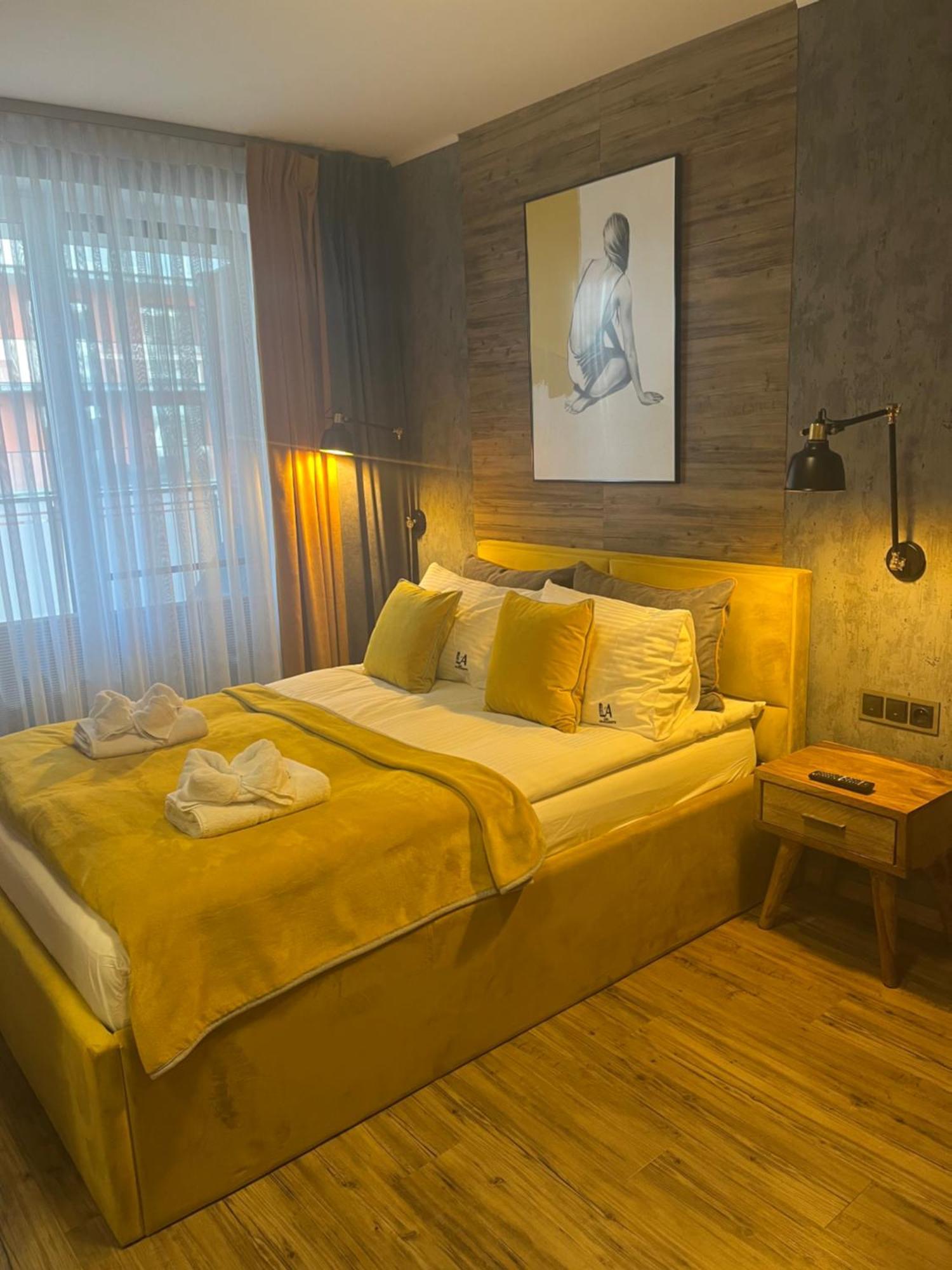Like Apartment โควอบเซก ภายนอก รูปภาพ
